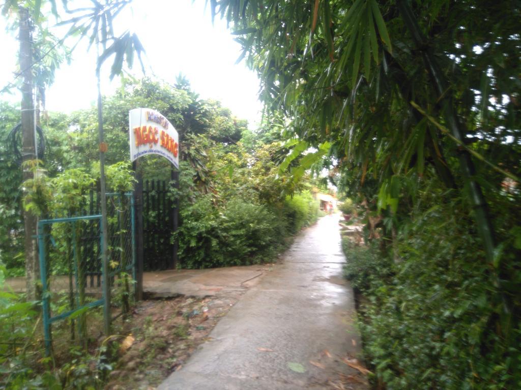 Homestay Ngoc Sang Vinh Long Exterior photo