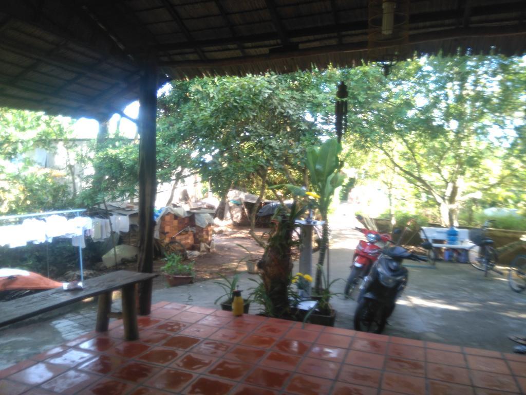 Homestay Ngoc Sang Vinh Long Exterior photo